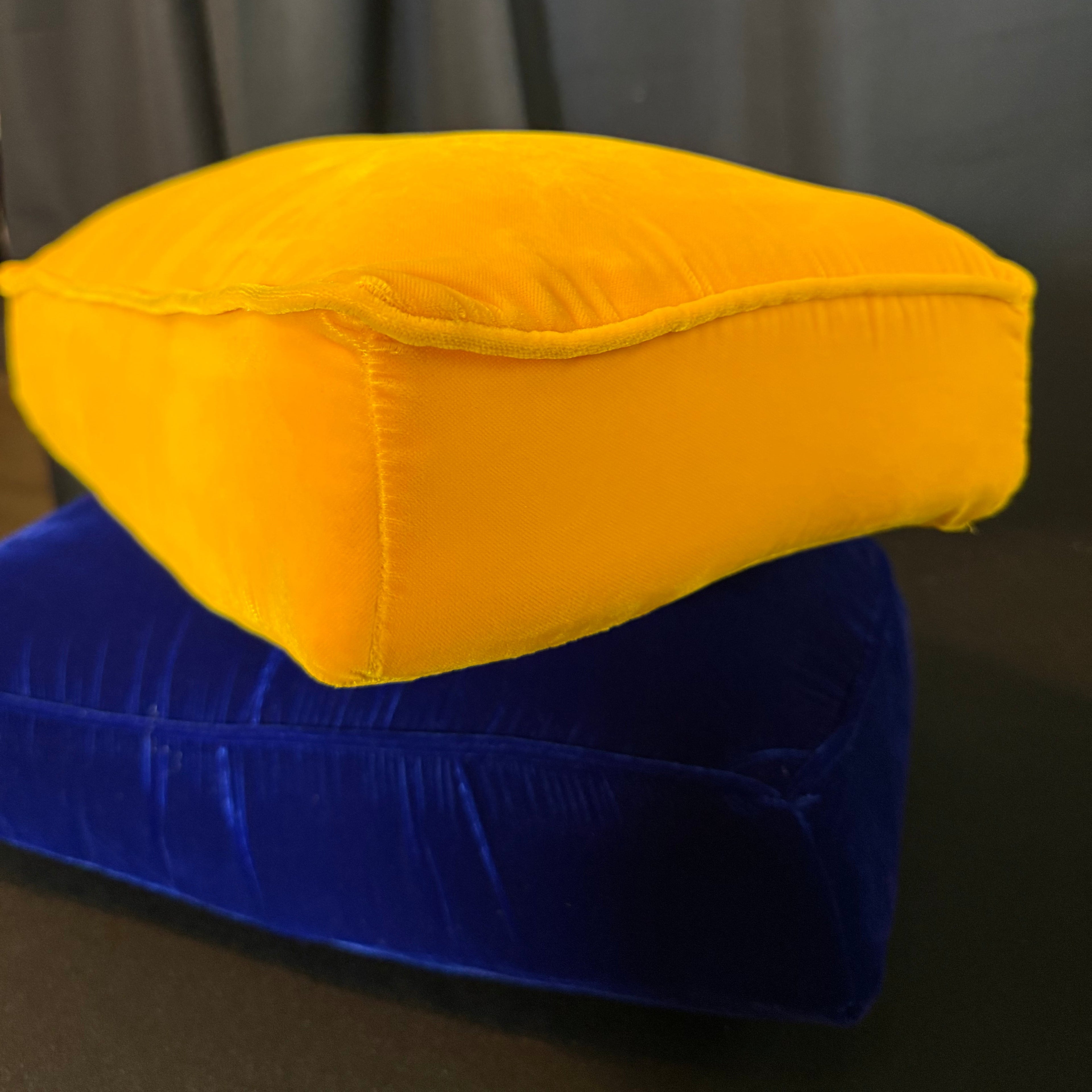 Velvet Prayer Cushions (Various Colors)