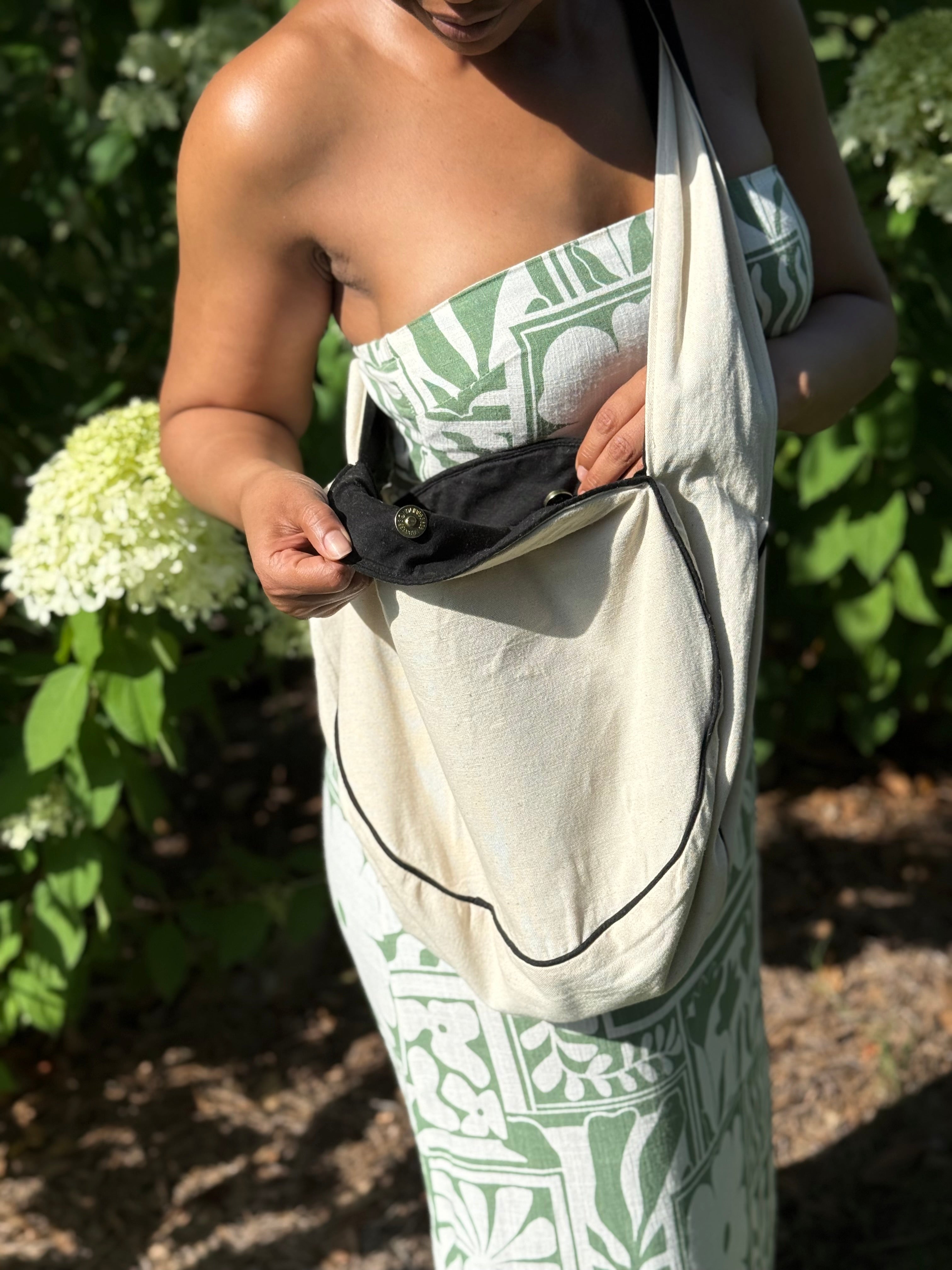 The Round Bag. Canvas Shopper. Tambourine Bag.
